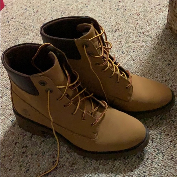 Timberlands Boots - Picture 1 of 4
